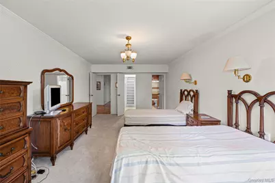 360 Central Avenue #128, Lawrence, NY 11559 - Photo 25