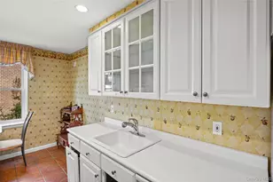 360 Central Ave, Lawrence, NY 11559 - Photo 21