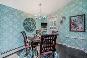 590 S 7th St, Lindenhurst, NY 11757 - Photo 11