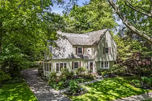 433 Park Ave, Manhasset, NY 11030 - Photo 3