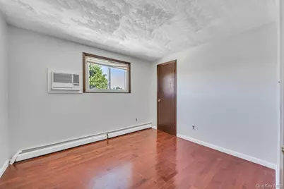 29 Pearsall Street, Babylon, NY 11702 - Photo 33
