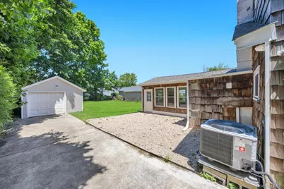 29 Pearsall Street, Babylon, NY 11702 - Photo 5