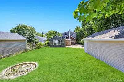29 Pearsall Street, Babylon, NY 11702 - Photo 7