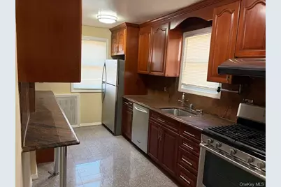 242-36 90th Avenue, Bellerose, NY 11426 - Photo 9