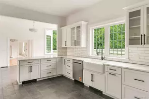 25 Glen St, Kingston, NY 12401 - Photo 9