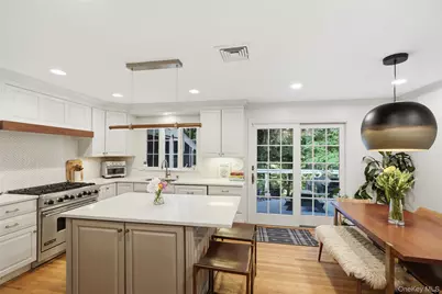 5 Diane Court, Katonah, NY 10536 - Photo 3