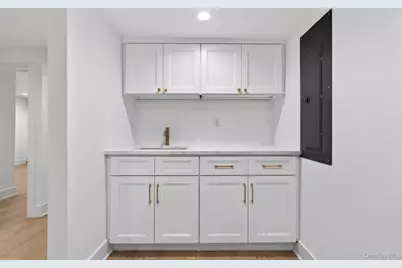 85 Kenneth Avenue, Huntington, NY 11743 - Photo 35