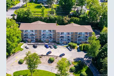 1840 Crompond Road #7A8, Peekskill, NY 10566 - Photo 3