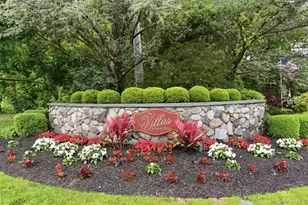 67 Villas Cir, Melville, NY 11747 - Photo 23