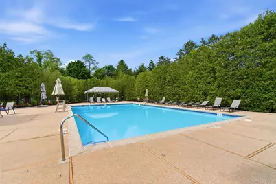 67 Villas Circle, Melville, NY 11747 - Photo 27