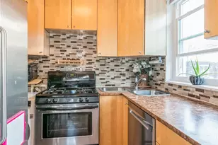150-67 Village Rd, Briarwood, NY 11432 - Photo 11
