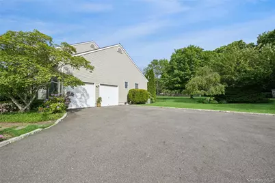 3 Naomi Court, Melville, NY 11747 - Photo 5