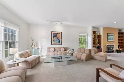 3 Naomi Court, Melville, NY 11747 - Photo 7
