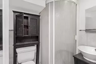 636 E 219th St, Bronx, NY 10467 - Photo 13