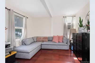 636 E 219th Street, Bronx, NY 10467 - Photo 3