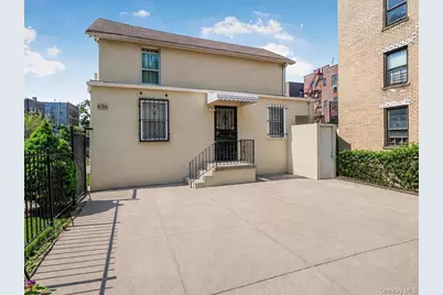 636 E 219th Street, Bronx, NY 10467 - Photo 19