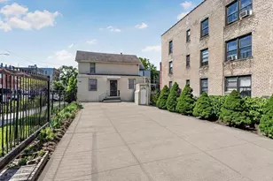 636 E 219th St, Bronx, NY 10467 - Photo 21