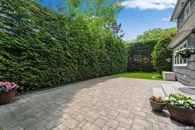 29 Waverly Place, Lawrence, NY 11559 - Photo 17
