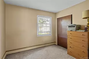 96 Hudson Ave, Brentwood, NY 11717 - Photo 27