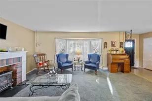96 Hudson Ave, Brentwood, NY 11717 - Photo 13