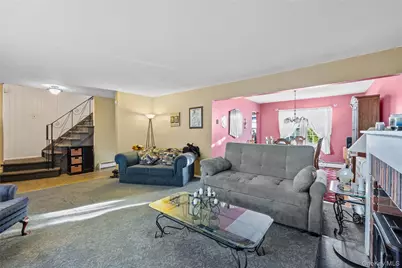 96 Hudson Avenue, Brentwood, NY 11717 - Photo 15