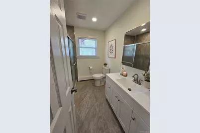 90 Blue Point Road, Selden, NY 11784 - Photo 11
