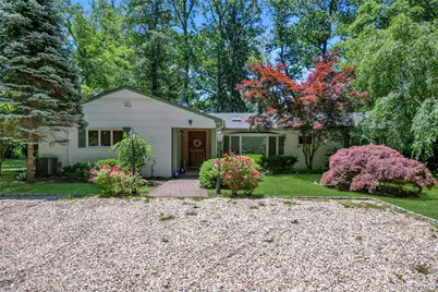 5 Eden Roc Drive, Locust Valley, NY 11560 - Photo 1