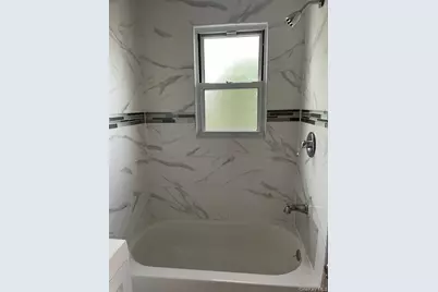 1620 Radcliff Avenue, Bronx, NY 10462 - Photo 7