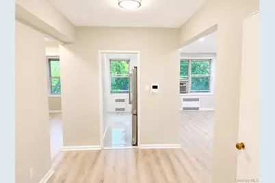 28-02 Parsons Blvd #1E, Flushing, NY 11354 - Photo 3