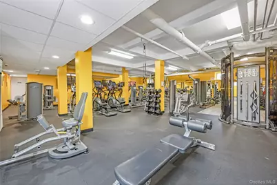 28-02 Parsons Blvd #1E, Flushing, NY 11354 - Photo 11