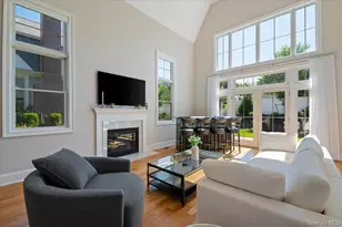 238 Coach Dr, Woodbury, NY 11797 - Photo 5