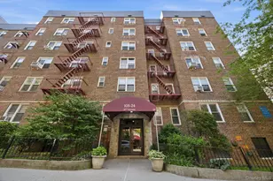 105-24 67th Ave, Forest Hills, NY 11375 - Photo 17