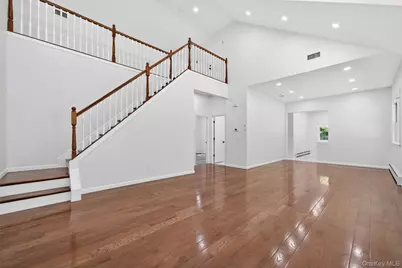 14 Elm Street, Bloomingburg, NY 12721 - Photo 9