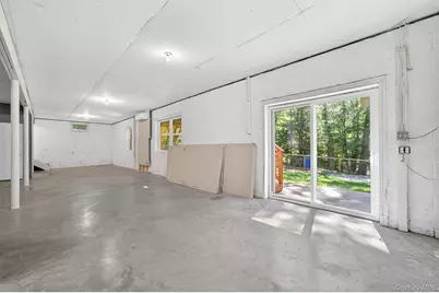 14 Elm Street, Bloomingburg, NY 12721 - Photo 31