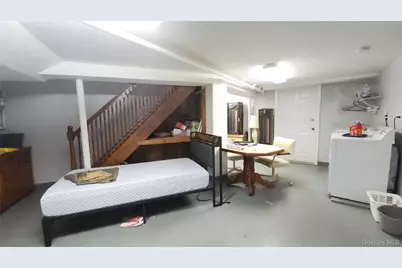 7432 Calamus Avenue, Elmhurst, NY 11373 - Photo 17
