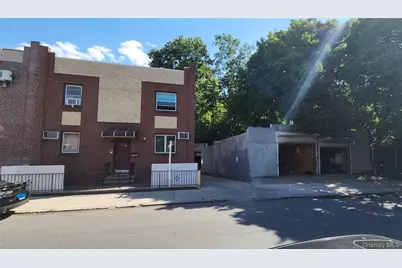 7432 Calamus Avenue, Elmhurst, NY 11373 - Photo 29