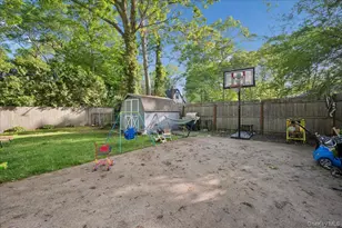 84 Queen Rd, Mastic Beach, NY 11951 - Photo 21