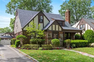 96 Meadow St, Garden City, NY 11530 - Photo 3