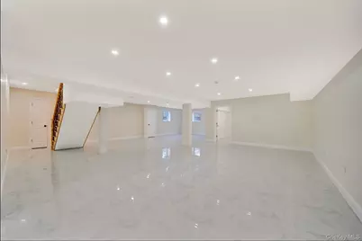 769 Anderson Avenue, Franklin Square, NY 11010 - Photo 45