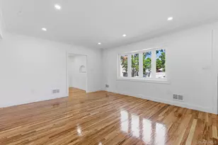26 Brandon Ave, Amityville, NY 11701 - Photo 13