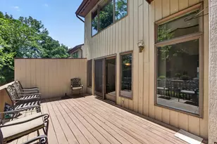 20 Fox Ct, Suffern, NY 10901 - Photo 9