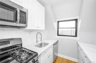 64 Kensington Rd, Bronxville, NY 10708 - Photo 3