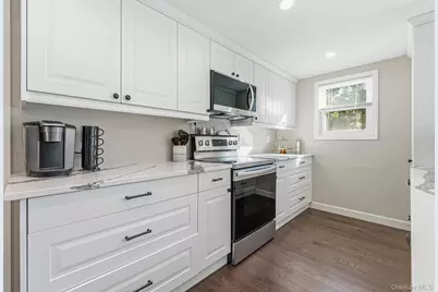 33 Lillian Road, Nesconset, NY 11767 - Photo 9