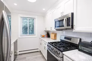 200 Merrick Rd, Amityville, NY 11701 - Photo 3