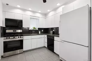 163-14 91st St, Howard Beach, NY 11414 - Photo 5