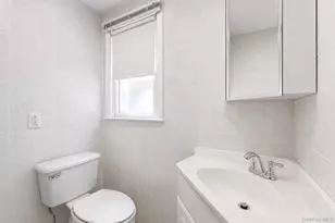 163-14 91st St, Howard Beach, NY 11414 - Photo 17