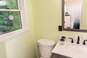 8 Shaker Ct, New Windsor, NY 12553 - Photo 11