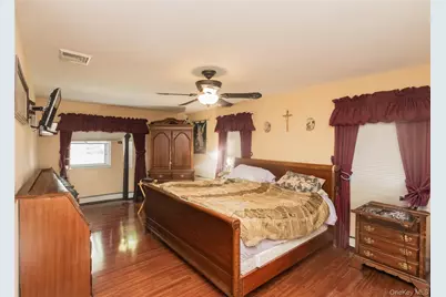 8 Shaker Court, New Windsor, NY 12553 - Photo 13