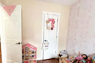69-68 137th St, Flushing, NY 11367 - Photo 9