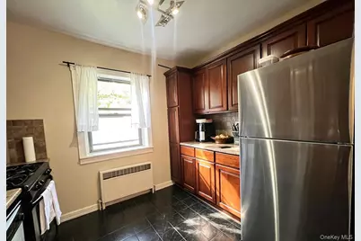 6968 137th Street #1B, Flushing, NY 11367 - Photo 11
